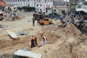 اكتشاف أكثر من 520 جثة في 7 مقابر جماعية داخل مستشفيات قطاع غزة