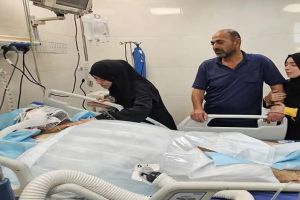 طبيبة فلسطينية تستقبل أشلاء أطفالها التسعة متفحمة إثر غارة إسرائيلية 