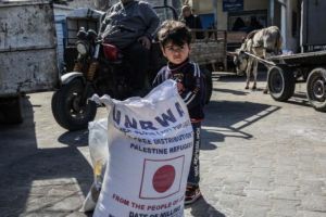 الأونروا تدعو إلى تقديم مزيد من الدعم للاجئين الفلسطينيين