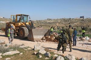السلطات الإسرائيلية تهدم قرية العراقيب في النقب للمرة 215