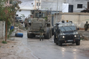 Israeli Occupation Forces Raid Besieged Aqbat Jabr Refugee Camp in Jericho