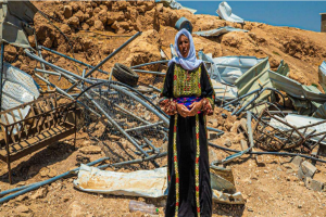 Illegal Israeli Settler Assaults Palestinian Woman in Occupied West Bank