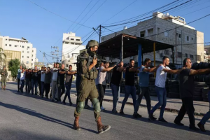 الاحتلال يشن حملة اعتقالات واسعة في طولكرم ويواصل حصار قرى القدس