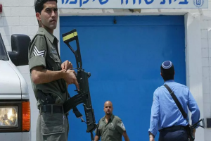 وزير الأمن القومي الإسرائيلي يهدد بإعدام الأسرى الفلسطينيين داخل السجون