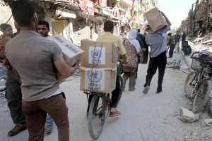 الجامعة العربية تجدد مطالبتها بإنهاء معاناة اللاجئين الفلسطينيين في يوم المغترب العربي