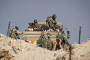 آلاف الأسرى الفلسطينيين يتعرضون للتعذيب والتجويع في سجون الاحتلال