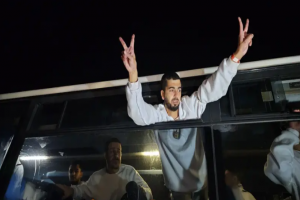 7 آلاف حالة اعتقال و32 شهيدًا من الأسرى في سجون إسرائيل خلال 2025