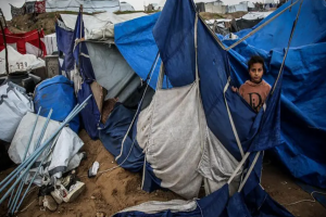 شهداء في مصائد الاحتلال وسط خروقات جديدة لوقف إطلاق النار في غزة