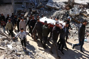 ارتفاع حصيلة ضحايا الحرب في غزة مع استمرار استهداف المدنيين