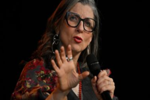 ألبانيزي: التعذيب أصبح 