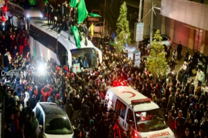 أسرى محررون يروون معاناتهم في سجون الاحتلال بعد الإفراج عنهم