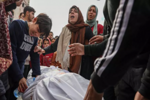 حصيلة شهداء غزة ترتفع إلى 885 منذ استئناف العدوان