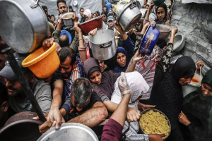 نيويورك تايمز: الحصار الإسرائيلي يطحن غزة