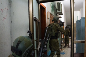قوات الاحتلال الإسرائيلي قتلت أكثر من 140 شخصًا خلال اقتحام مجمع الشفاء بغزة