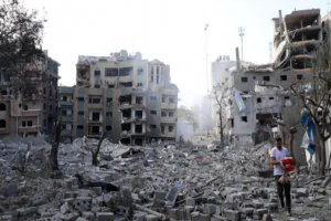 الاحتلال الإسرائيلي يرتكب مجازر جديدة ويستمر في قصف مخيم النصيرات في غزة 