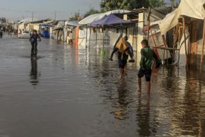 Heavy Rains Flood Thousands of Tents Sheltering Displaced Civilians in Gaza
