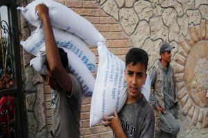الأونروا: أكثر من مليون شخص حُرموا من المساعدات الغذائية في وسط وجنوب غزة خلال أغسطس