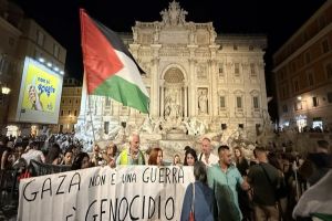 Rome Turns off Trevi Fountain Lights in Solidarity with Gaza