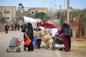 Israel Orders Palestinian Civilians in Central Gaza Camp to Evacuate Ahead of Attacks