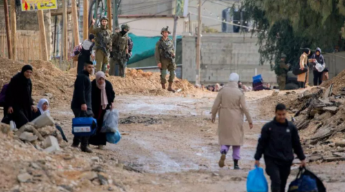 احتجاجات في مخيم نور شمس وسط استمرار منع عشرات الآلاف من العودة