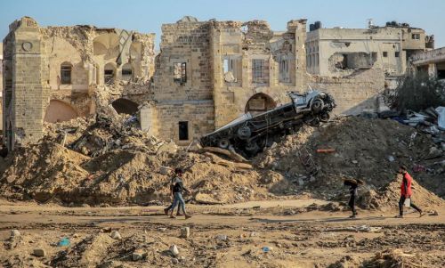 Israel Destroys Gaza’s Historical Palace, with over 20,000 Artifacts Looted