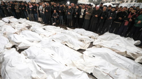 Gaza Death Toll Climbs to 52,830 as Israeli Strikes Escalate