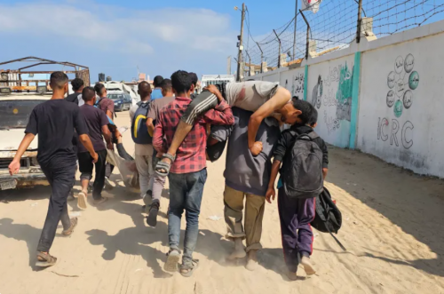 Israel Kills 15 Palestinians in Gaza, including 10 Seeking Aid