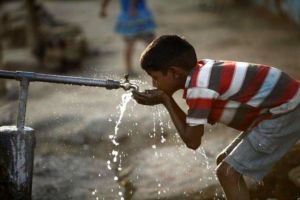 دراسة: إسرائيل تحرم فلسطينيي الضفة الغربية من المياه لتهجيرهم