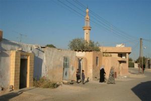 أزمات اقتصادية خانقة تواجه سكان مخيم الرمدان بسوريا