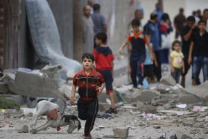 الأونروا: أطفال غزة ينمون في ظروف قاتمة