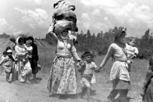 اللاجئون الفلسطينيون بين الماضي والحاضر .. لقطات بعيون المصورين
