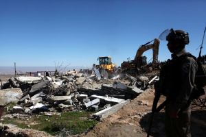 إسرائيل تهدم 5 منازل فلسطينية وتخطط لبناء 11 ألف وحدة استيطانية بالضفة والقدس