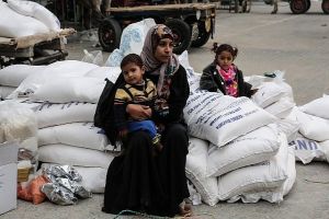 UNRWA Pledges Increasing Efforts to Protect Palestinian Refugees in Gaza