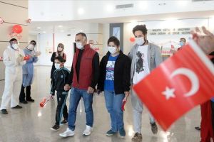 طبيب فلسطيني يخوض معركة مكافحة كورونا في تركيا
