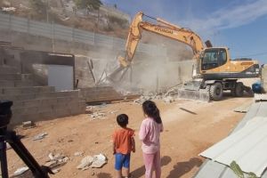 Israeli Forces Demolish Palestinian Building in East Jerusalem