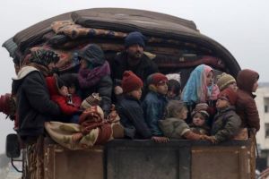 7500 لاجئ فلسطيني يواجهون فصول نكبة ثانية في الشمال السوري