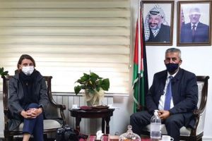 مديرة عمليات الأونروا بالضفة الغربية: الوكالة ستواصل عملها في المخيمات