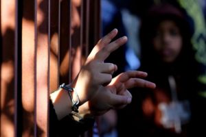 أحكام إسرائيلية لعدة سنوات بحق 3 شبان من مخيم الجلزون