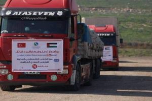    Turkish Humanitarian Convoy Dispatched to Displaced Palestinian Families in Embattled Idlib