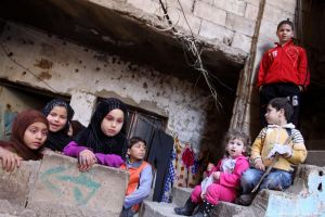 هيئة إغاثة تفتتح مخيمًا في لبنان لإيواء الأسر الفلسطينية والسورية النازحة