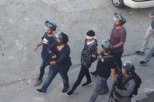 قوات الاحتلال تعتقل 3 شبان من مخيم شعفاط