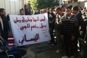 غلاء الأسعار وكورنا معاناة يومية لفلسطينيي سوريا في لبنان