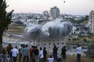 بلدية الاحتلال الإسرائيلي تهدم 4 منازل فلسطينية في القدس