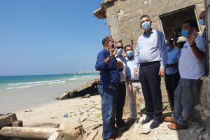 المفوض العام للأونروا يزور مخيمي البص والرشيدية في أول زيارة رسمية إلى لبنان