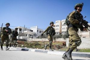 Israeli Soldiers Attack Palestinians in West Bank Refugee Camp