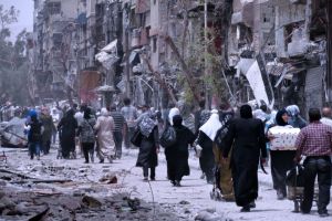 Families Displaced from Yarmouk Camp Forced Out of Southern Damascus Shelter