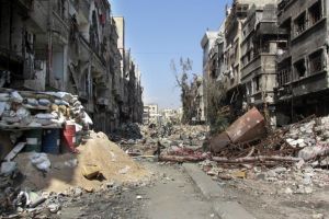 Handful of Displaced Families Return to Yarmouk Camp