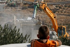 Israel Forces 2 Palestinian Brothers to Demolish Their Houses South of Jerusalem