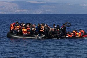 Dozens of Palestinian Refugees Disembark on Lesbos Island