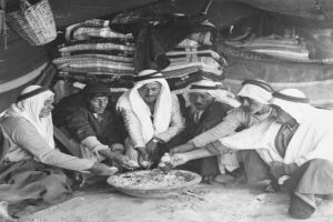 فيلم وثائقي يسلط الضوء على حياة الفلسطينيين قبل 100 عام